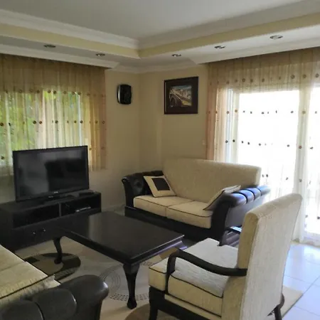 Apartamento Mirage Recidenc 1 *