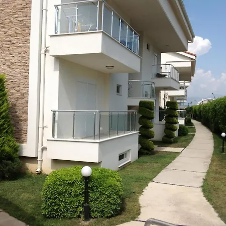 Mirage Recidenc 1 Apartment